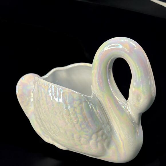 Vintage Cerami Off White blueish iridescent Swan Planter/trinet Vase 5.5 X 4 - Picture 7 of 9